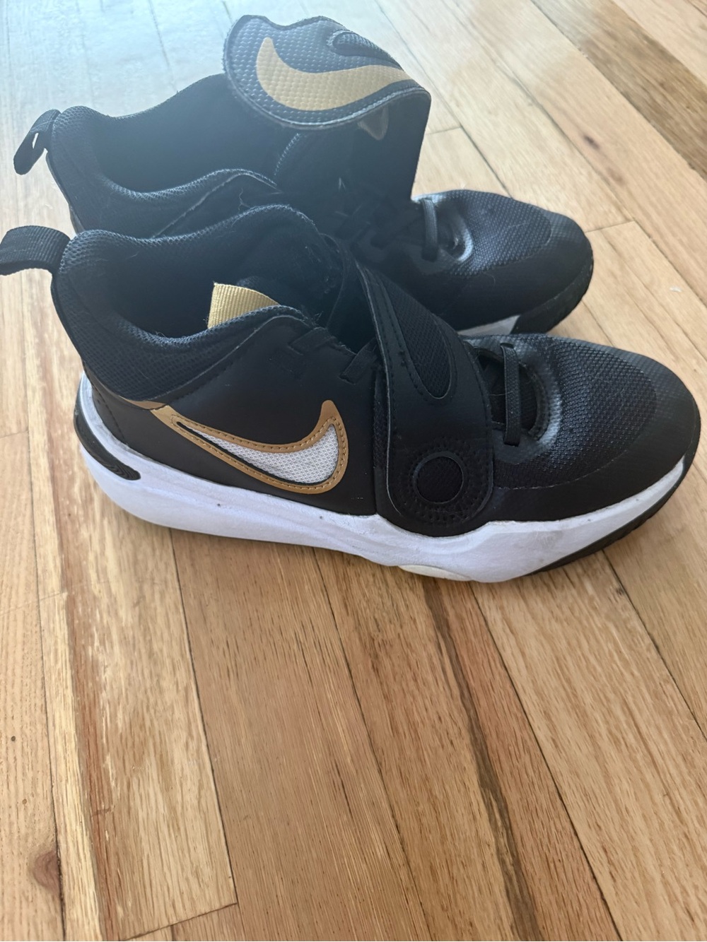 Nike Kids Black and Gold Strap Sneakers